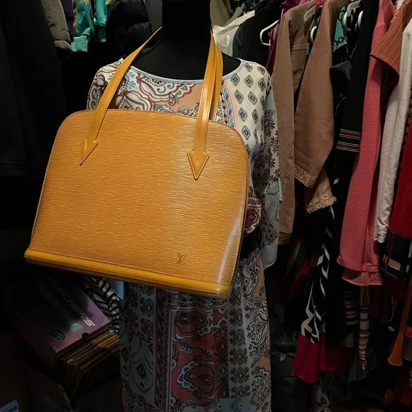 Lussac yellow epi - Picture 4 of 16